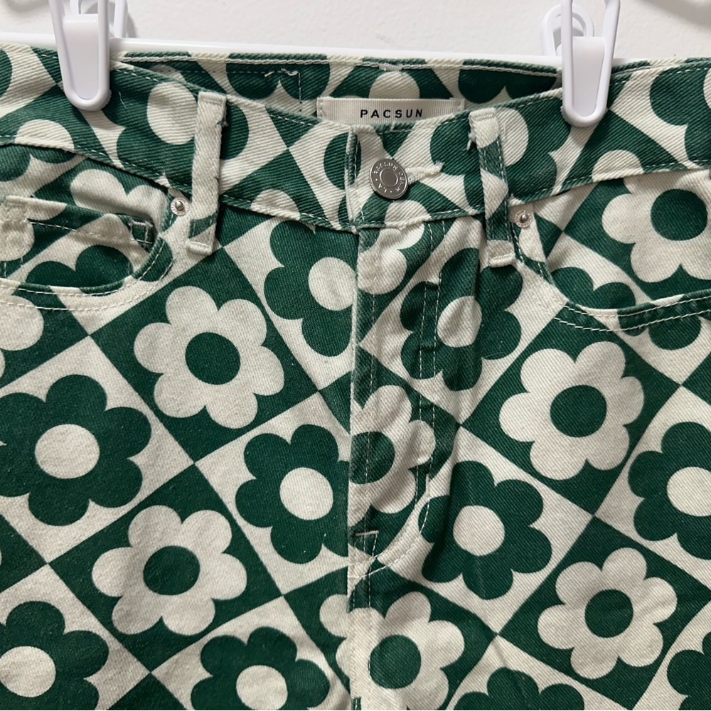 PacSun High-Waist Geo Daisy Print Straight Jeans - Picture 6 of 13